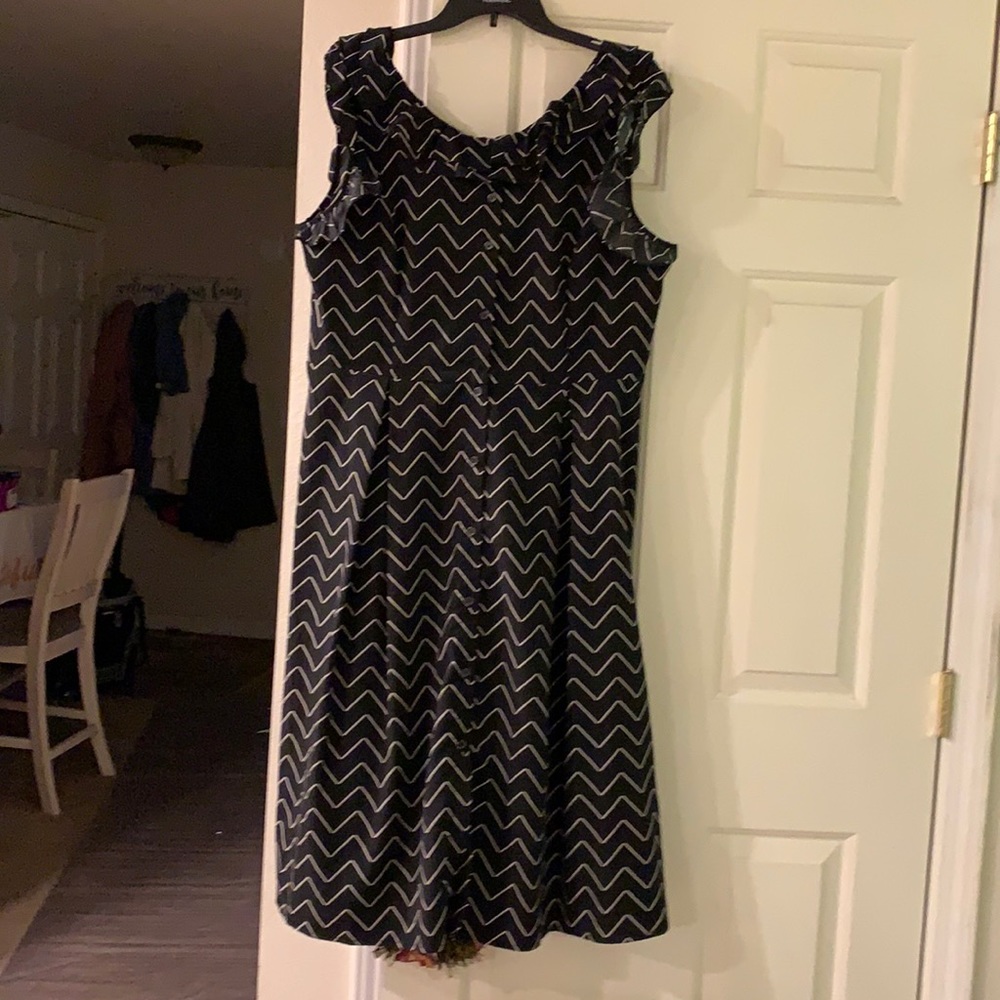 Black white button down dress